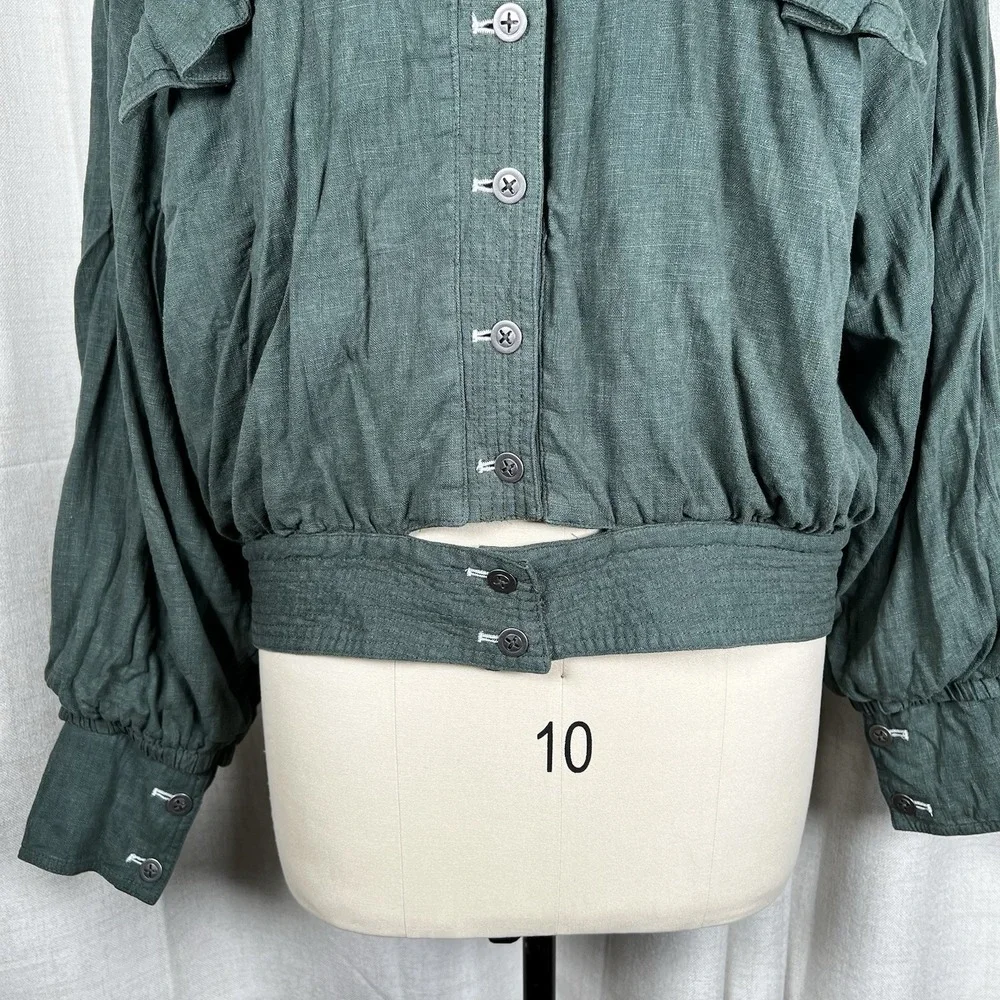 Free People Medium Billy Saddle Linen Blend Button Up‎ Green Crop Jacket Pockets